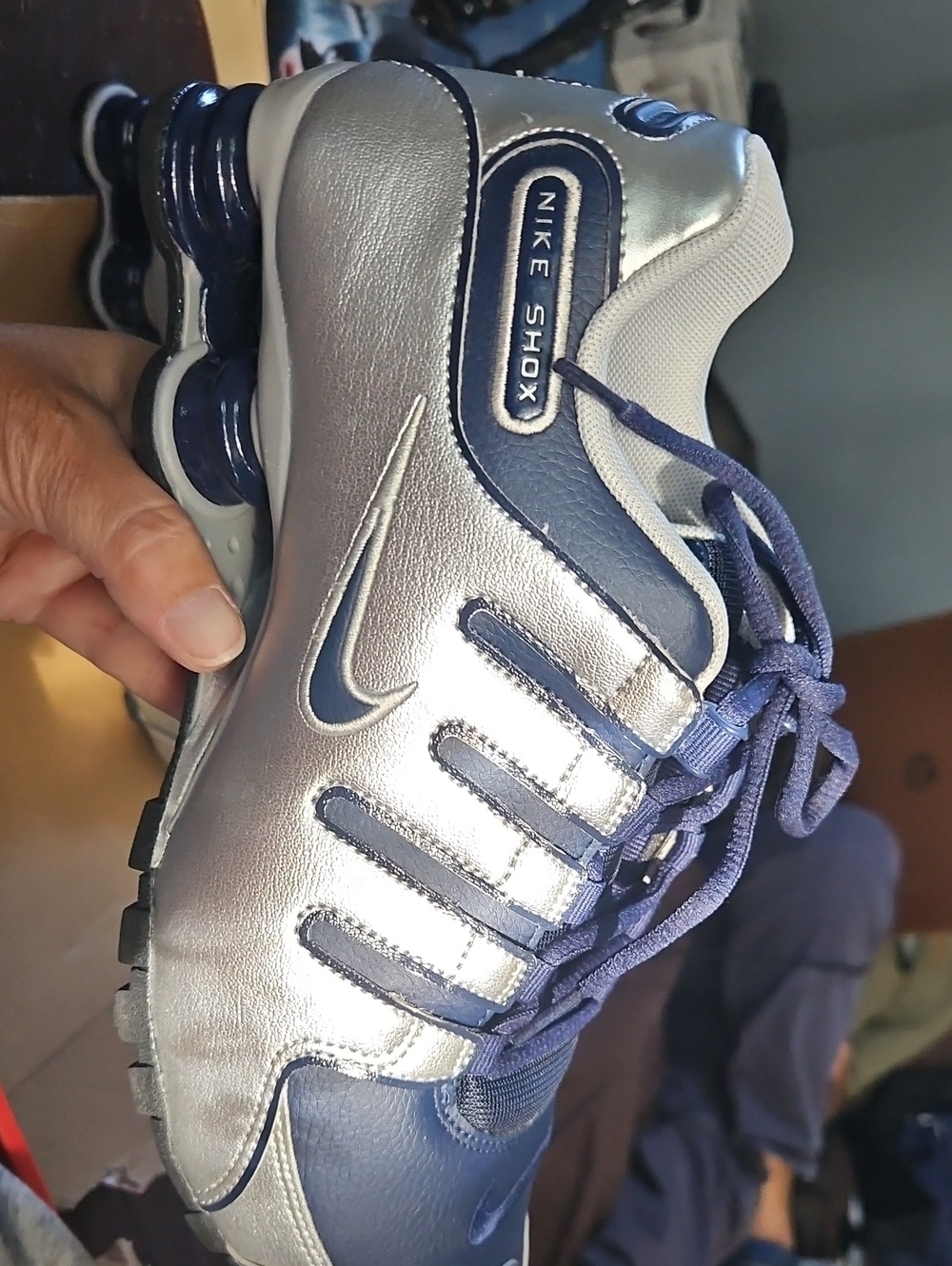 Nike Men’s Silver and Navy Shox Athletic Shoes. NWOB
